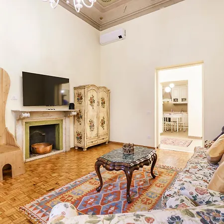 Michelangelo Apartment